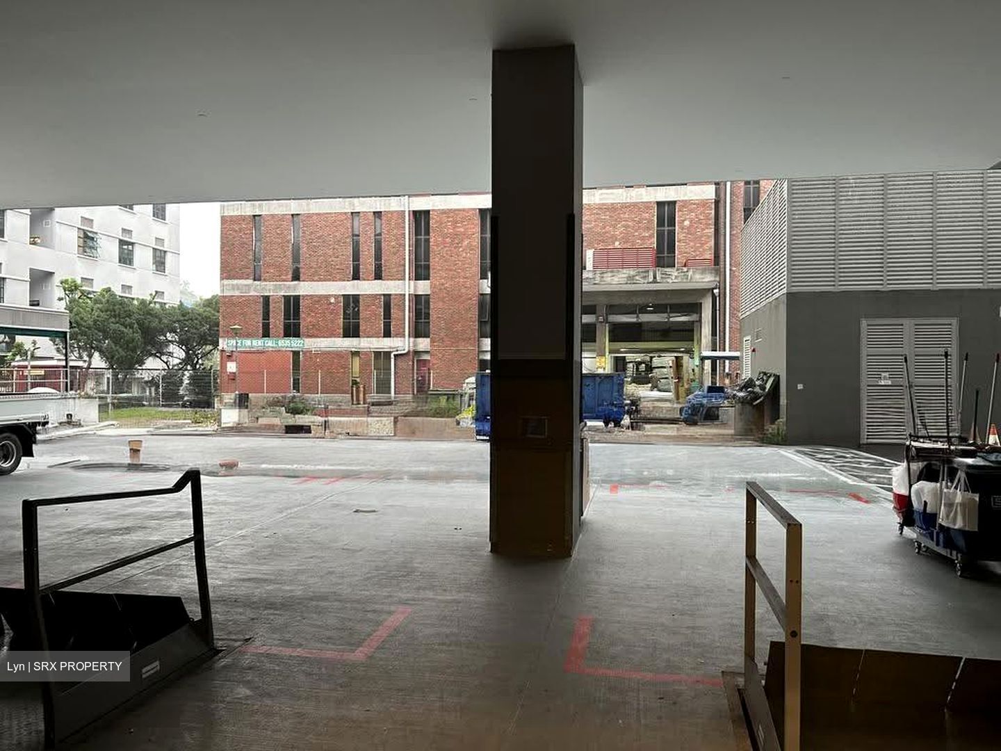 100 Pasir Panjang (D5), Factory #631412701